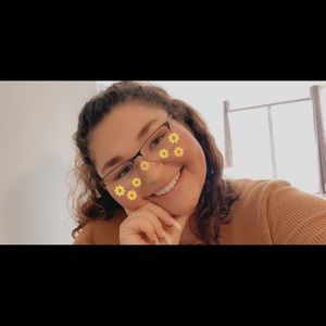 Meet your Posher, Melissa